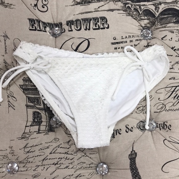 NWOT Robin Piccone Mesh String Bikini Bottoms - Picture 7 of 7